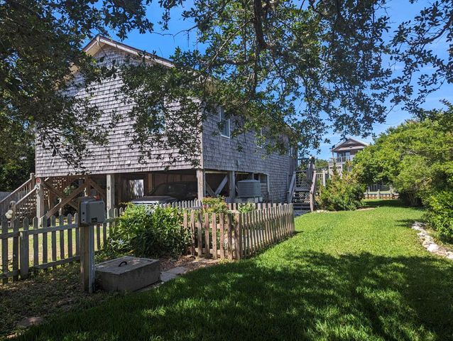 52 Fish Camp Ln Lot 94, Ocracoke, NC 27960