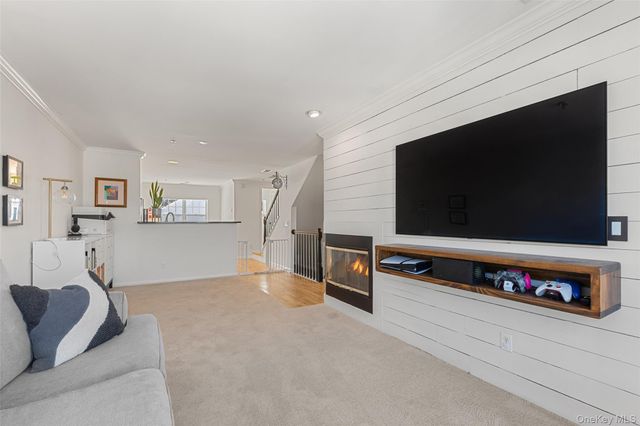 321 Northview Court, Peekskill, NY 10566