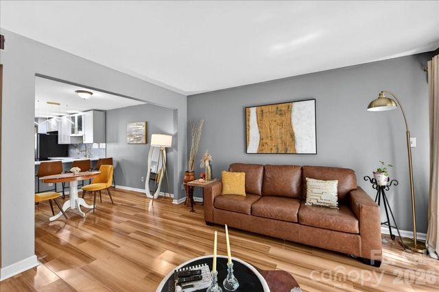 8007 Horse Chestnut Lane, Charlotte, NC 28277