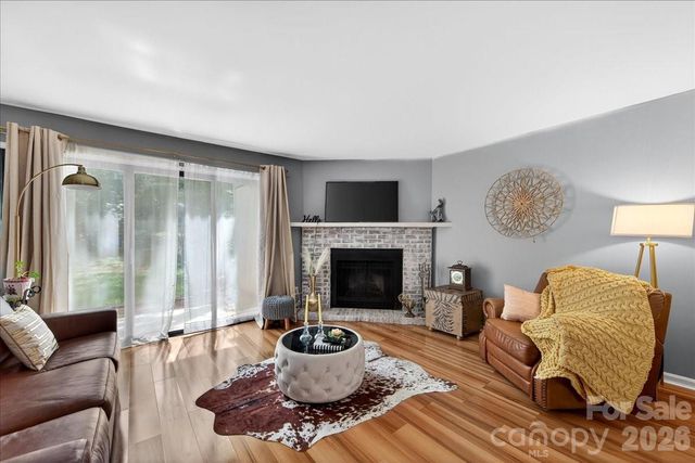 8007 Horse Chestnut Lane, Charlotte, NC 28277