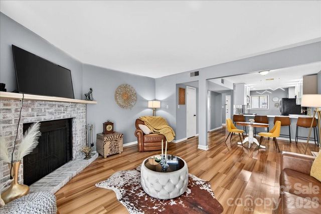 8007 Horse Chestnut Lane, Charlotte, NC 28277