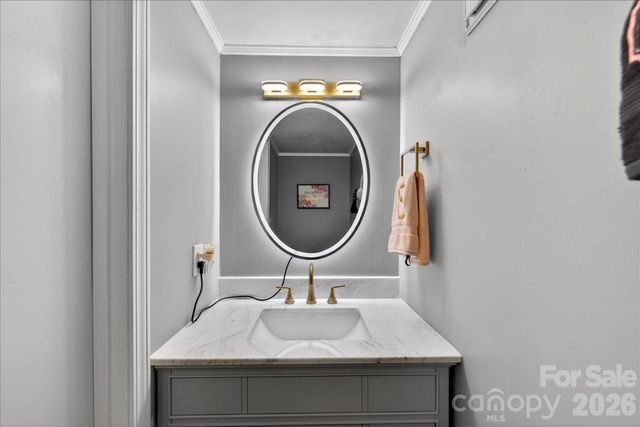 8007 Horse Chestnut Lane, Charlotte, NC 28277