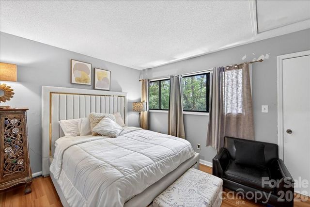 8007 Horse Chestnut Lane, Charlotte, NC 28277