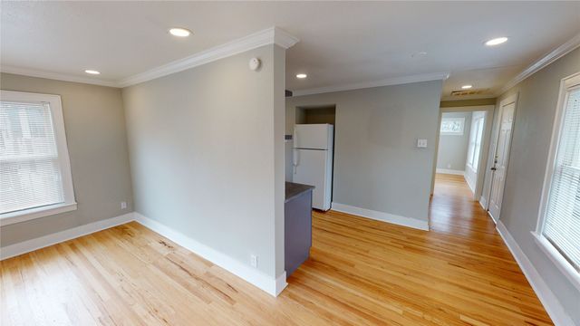 5842 Prospect Avenue, Dallas, TX 75206