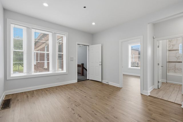 7141 S King Drive, Chicago, IL 60619