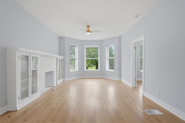 7141 S King Drive, Chicago, IL 60619