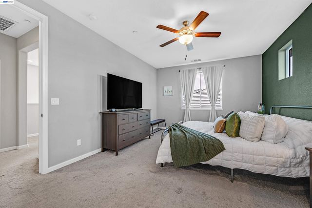 1589 Friendly Street, Manteca, CA 95337