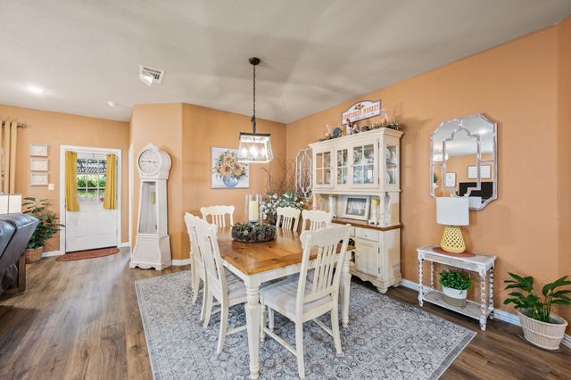 792 Feather Edge Drive, Springtown, TX 76082
