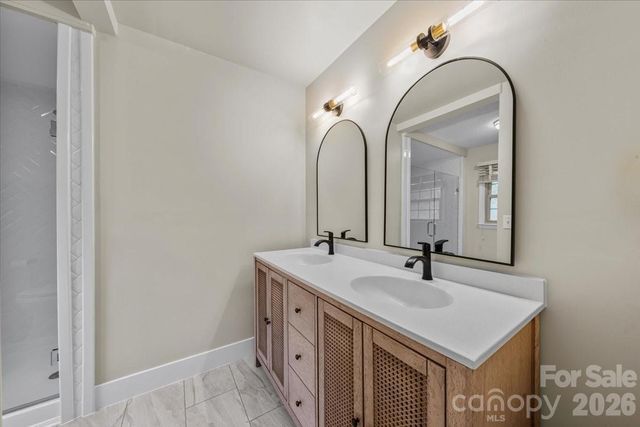 207 Williamsburg Lane, Wadesboro, NC 28170