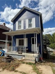 252 Freidel St, Whitaker, PA 15120