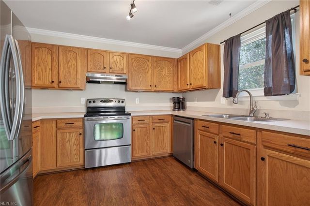 102 Bordeaux CT, Williamsburg, VA 23185