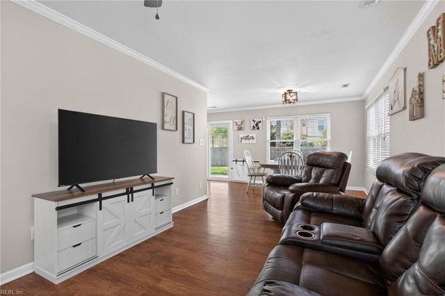 102 Bordeaux CT, Williamsburg, VA 23185