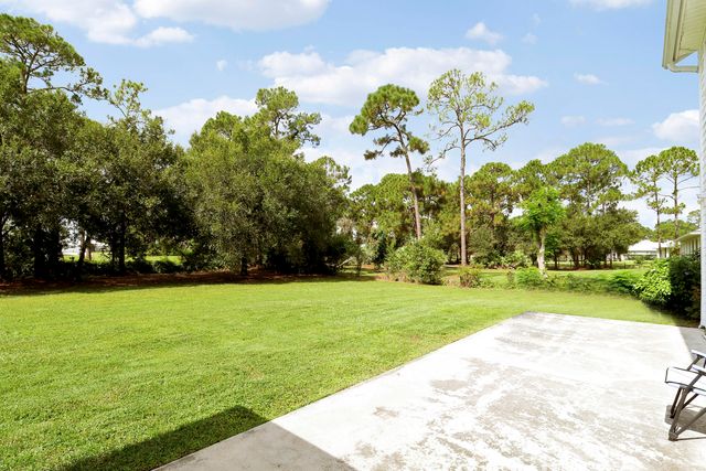 10635 Pine Needle Drive, Fort Pierce, FL 34945