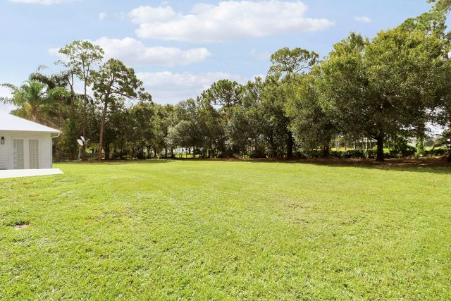 10635 Pine Needle Drive, Fort Pierce, FL 34945