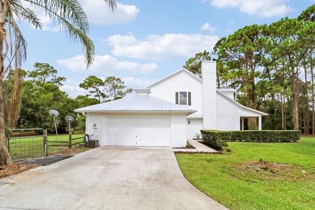 10635 Pine Needle Drive, Fort Pierce, FL 34945
