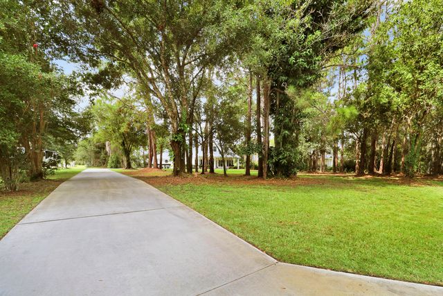 10635 Pine Needle Drive, Fort Pierce, FL 34945