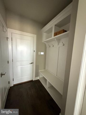 2575 BAILEY CIR, Huntingdon Valley, PA 19006