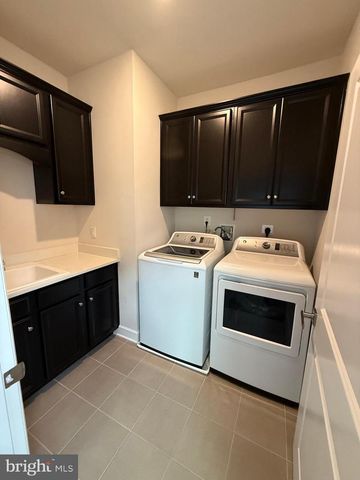 2575 BAILEY CIR, Huntingdon Valley, PA 19006