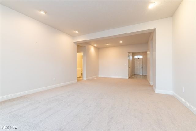 3194 Richmond Road, Beachwood, OH 44122