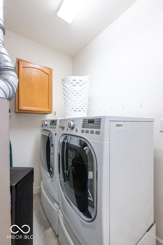 1085 Sassafras Trail, Greenwood, IN 46143