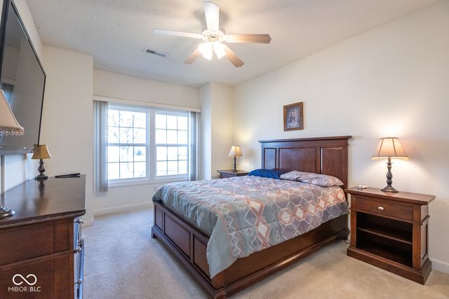 1085 Sassafras Trail, Greenwood, IN 46143