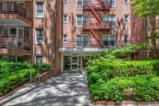 150-15 75th Avenue 6E, Kew Garden Hills, NY 11367