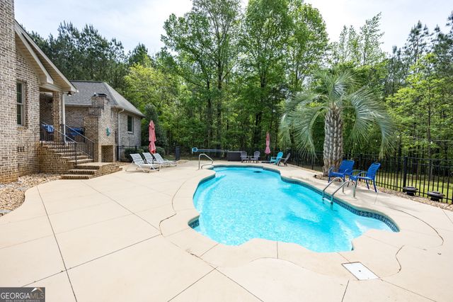 11 Deer Creek Drive, Forsyth, GA 31029
