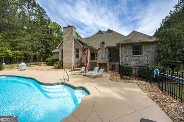 11 Deer Creek Drive, Forsyth, GA 31029