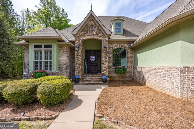 11 Deer Creek Drive, Forsyth, GA 31029