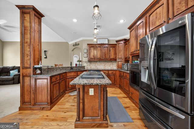11 Deer Creek Drive, Forsyth, GA 31029