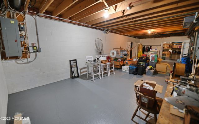 1621 Badger Drive, Toms River, NJ 08755