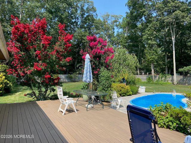 1621 Badger Drive, Toms River, NJ 08755