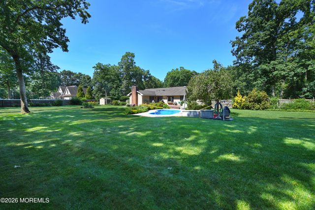 1621 Badger Drive, Toms River, NJ 08755