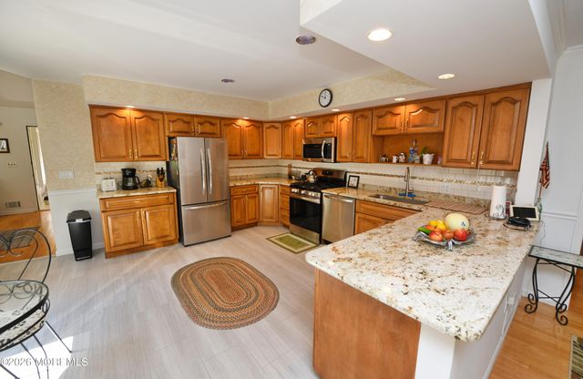 1621 Badger Drive, Toms River, NJ 08755