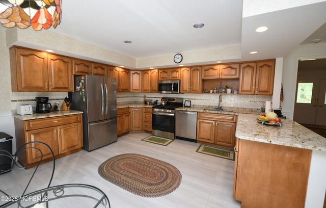 1621 Badger Drive, Toms River, NJ 08755