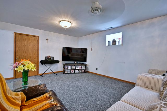 2511 N 74th Avenue 3, Elmwood Park, IL 60707