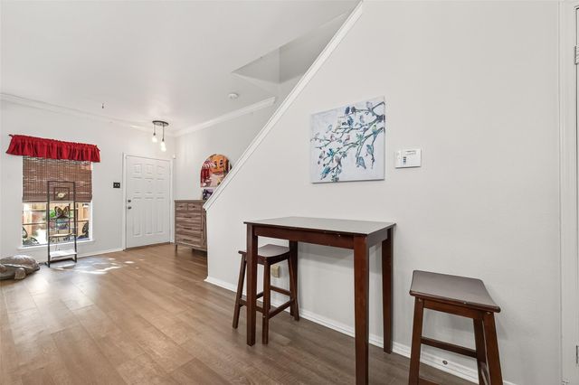 17645 Red Oak Drive 7645, Houston, TX 77090