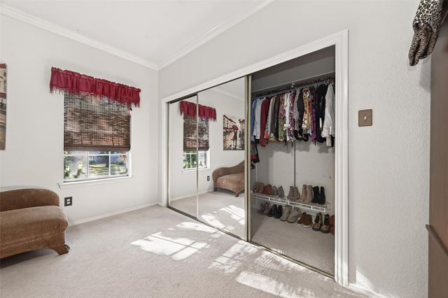 17645 Red Oak Drive 7645, Houston, TX 77090