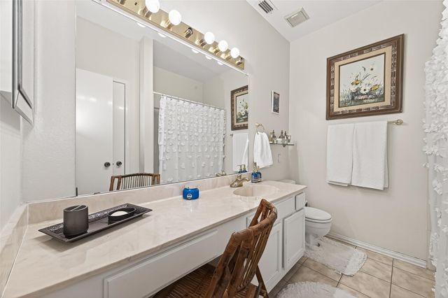 17645 Red Oak Drive 7645, Houston, TX 77090