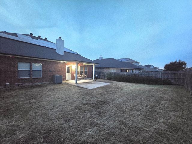 1011 Comfort Drive, Forney, TX 75126