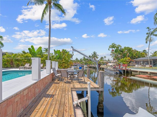 1701 SW 3rd Avenue, Pompano Beach, FL 33060