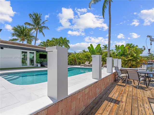 1701 SW 3rd Avenue, Pompano Beach, FL 33060
