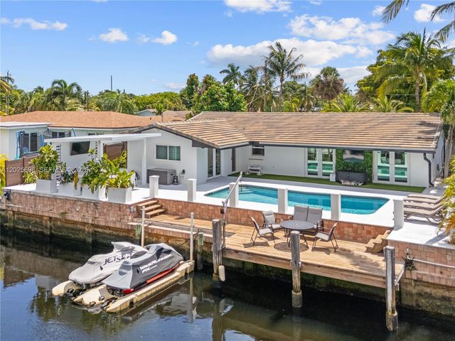 1701 SW 3rd Avenue, Pompano Beach, FL 33060