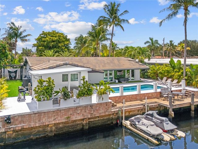 1701 SW 3rd Avenue, Pompano Beach, FL 33060