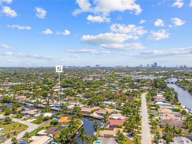 1701 SW 3rd Avenue, Pompano Beach, FL 33060