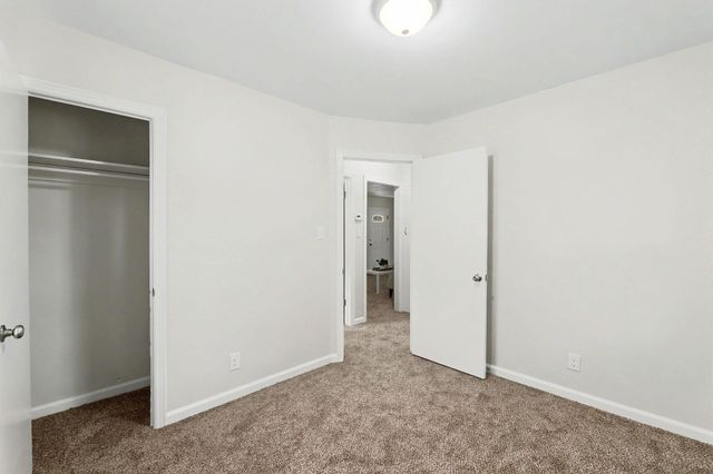 2620 S Santa Fe St., Wichita, KS 67216