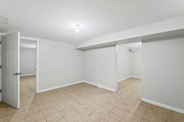 2620 S Santa Fe St., Wichita, KS 67216