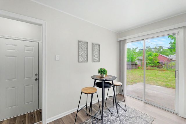 2620 S Santa Fe St., Wichita, KS 67216