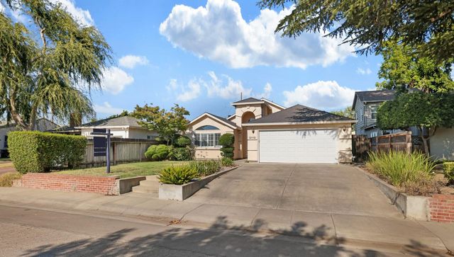 2112 N Stockton St, Stockton, CA 95204
