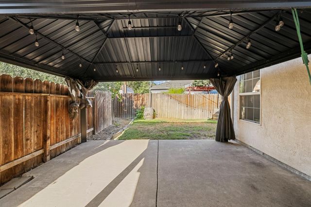 2112 N Stockton St, Stockton, CA 95204